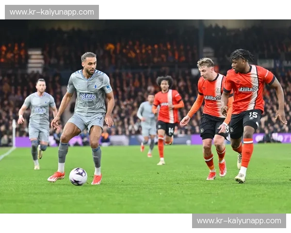 开云体育球迷的狂欢盛宴:激情、荣耀与未来共舞 开云体育球迷的狂欢盛宴:激情、荣耀与未来共舞